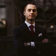Profile img of Henry K., UX Designer